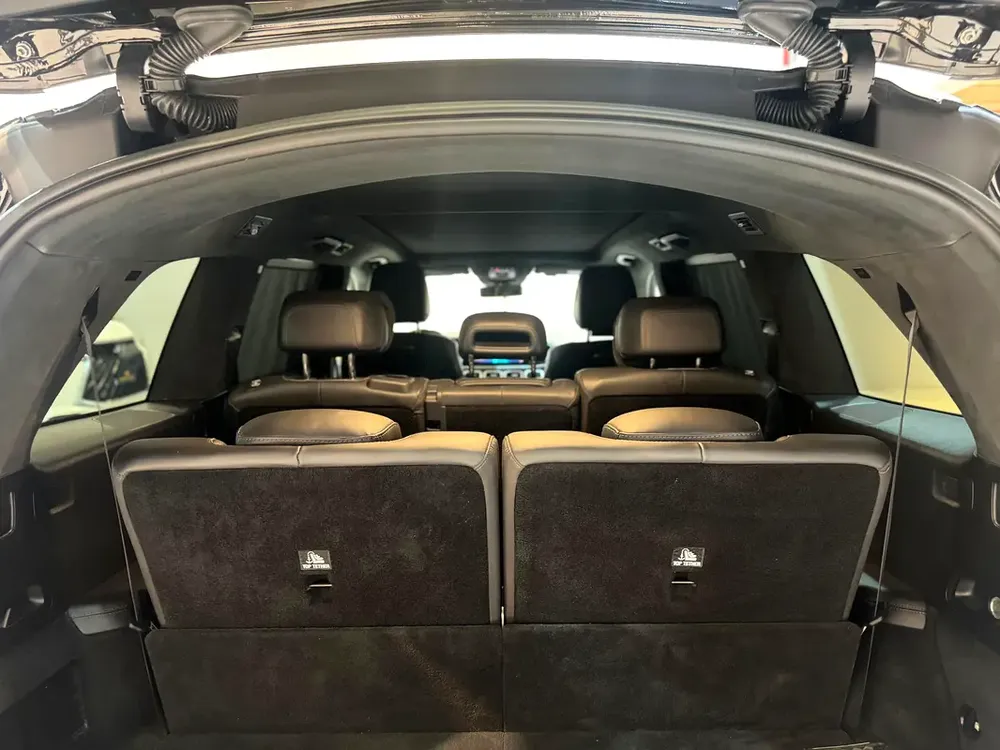 Accident free and low mileage - Image 10