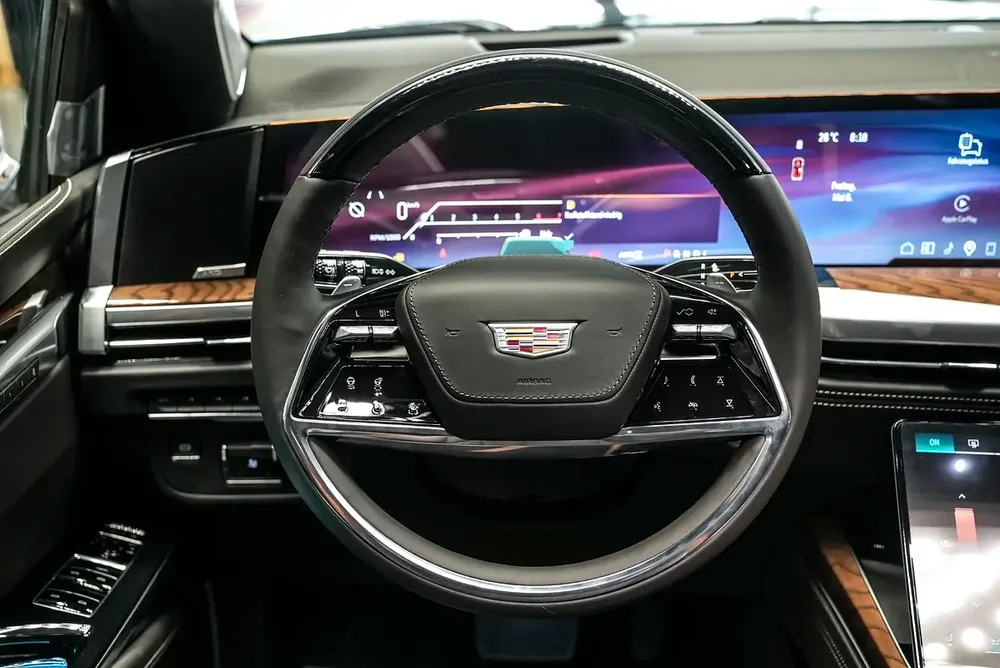 Cadillac Escalade Sport Platinum 2026 - European Specs - Brand New - Image 7