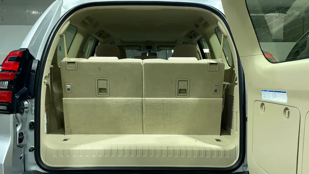 AED 2,249/month | 0 DP | Free 3 Months Warranty | 30 Day Return | TOYOTA LAND CRUISER PRADO 2023 - Image 11