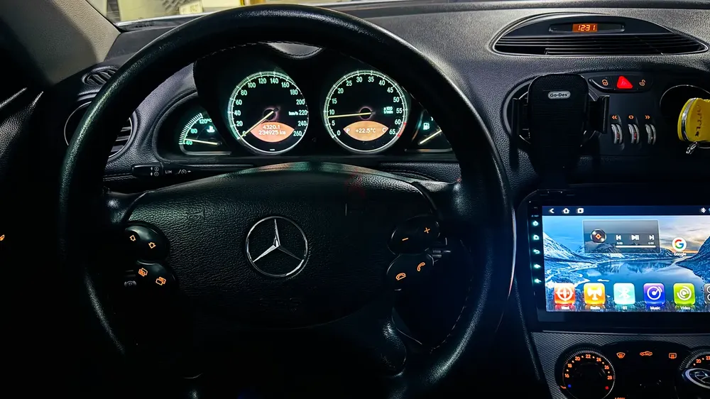 Mercedes SL 350 50th edition - Image 8