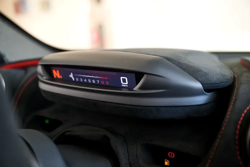 McLaren 765LT Spider - GCC Specs - Lease to Own Avaiable - Image 15