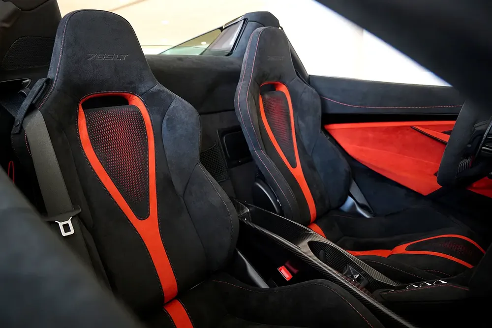 McLaren 765LT Spider - GCC Specs - Lease to Own Avaiable - Image 20