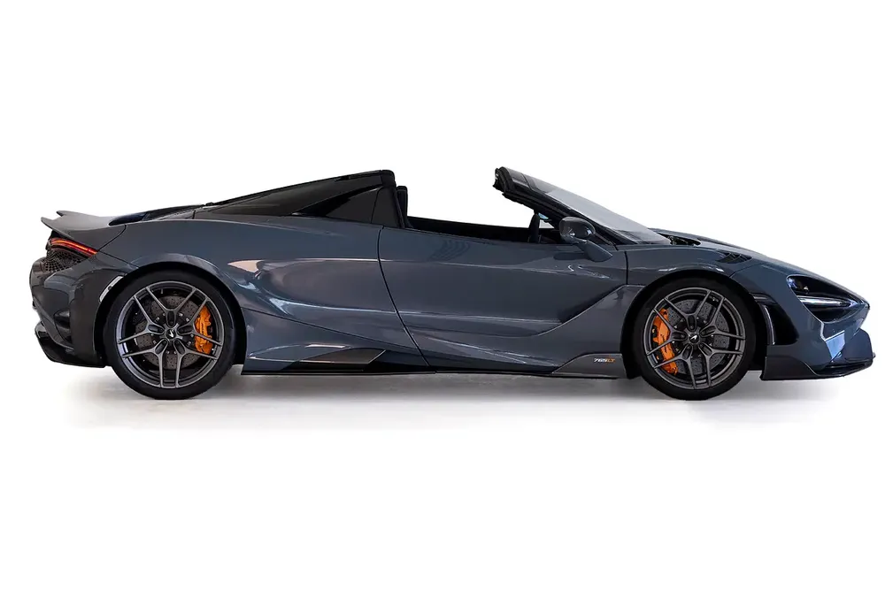 McLaren 765LT Spider - GCC Specs - Lease to Own Avaiable - Image 5
