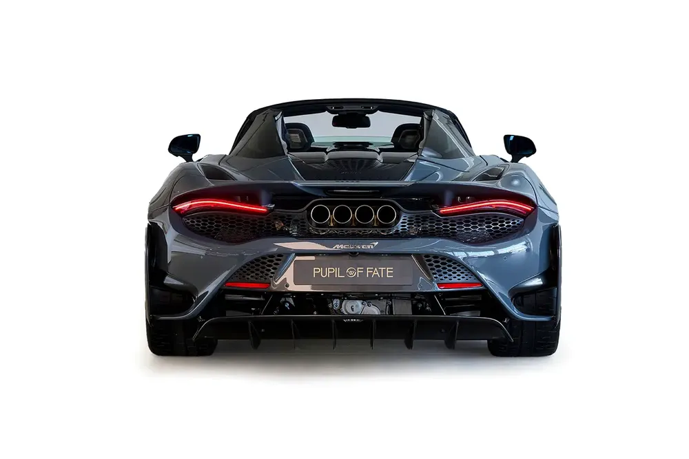 McLaren 765LT Spider - GCC Specs - Lease to Own Avaiable - Image 7