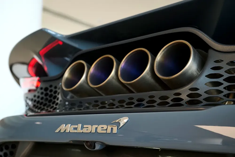 McLaren 765LT Spider - GCC Specs - Lease to Own Avaiable - Image 9