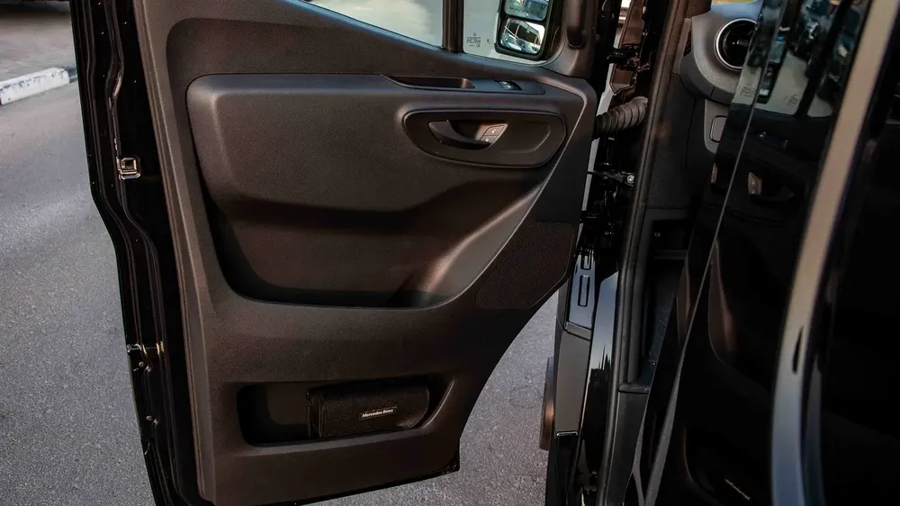 Mercedes Benz Sprinter 519 Extra Long 2.0L Turbo Diesel 4x2 | 2026 | GCC Specs with 2 Years Warranty - Image 8