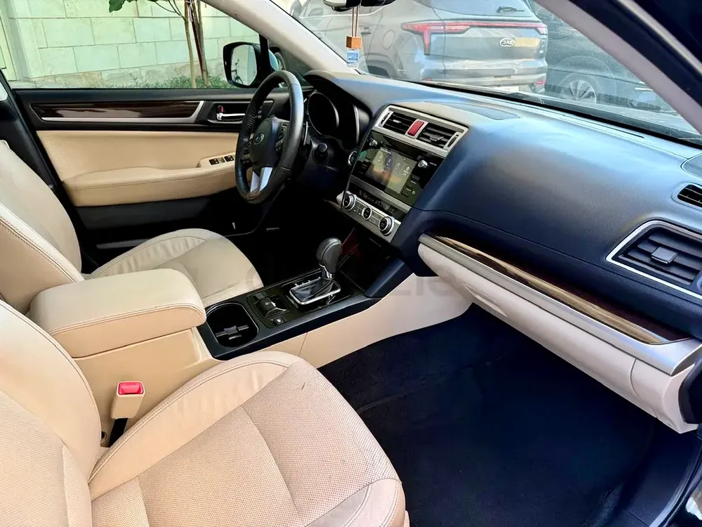2017 Subaru Legacy Premium GCC Specs - Excellent Condition - Image 20