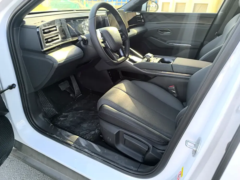 BYD Qin L DM-i (Plug In Hybrid) EV range 80km 2025 Model with Smart Drive Brand New - Image 13