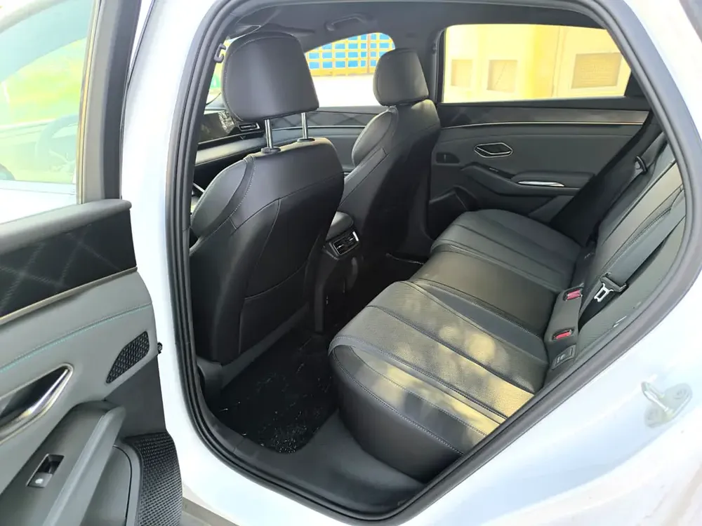 BYD Qin L DM-i (Plug In Hybrid) EV range 80km 2025 Model with Smart Drive Brand New - Image 16