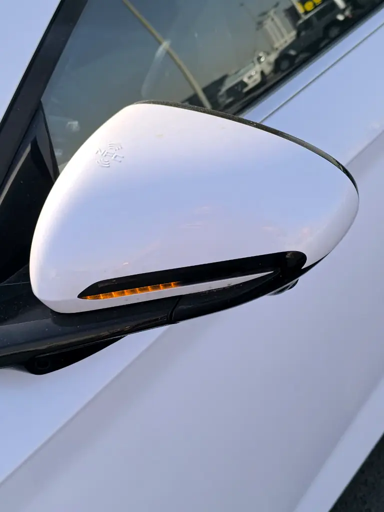 BYD Qin L DM-i (Plug In Hybrid) EV range 80km 2025 Model with Smart Drive Brand New - Image 5