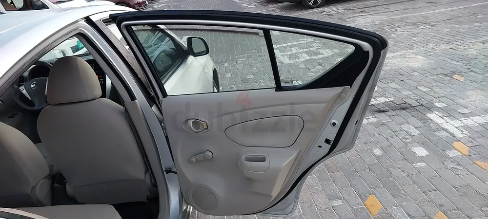 Nissan Sunny 2020 | GCC specification | Accident Free | No mechanical issues | In good condition - Image 15