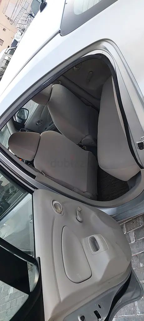 Nissan Sunny 2020 | GCC specification | Accident Free | No mechanical issues | In good condition - Image 17