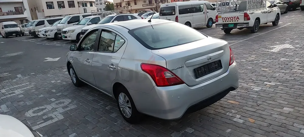 Nissan Sunny 2020 | GCC specification | Accident Free | No mechanical issues | In good condition - Image 5