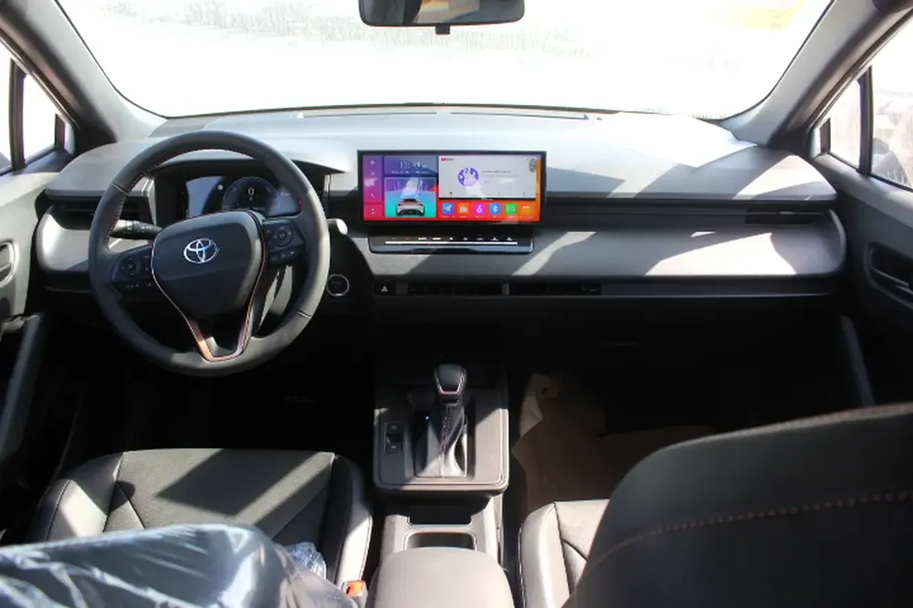 New Face Toyota Corolla Cross Elite Hybrid - Image 13