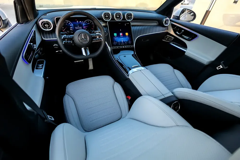 Mercedes-Benz GLC 300 Coupe 2026 - Korean Specs - Image 13