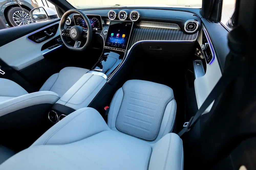 Mercedes-Benz GLC 300 Coupe 2026 - Korean Specs - Image 18
