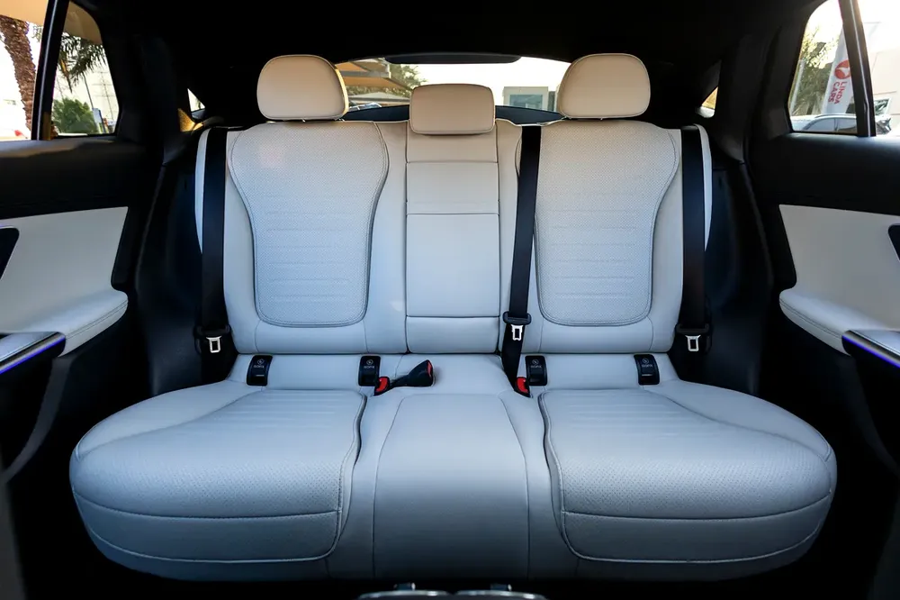 Mercedes-Benz GLC 300 Coupe 2026 - Korean Specs - Image 20