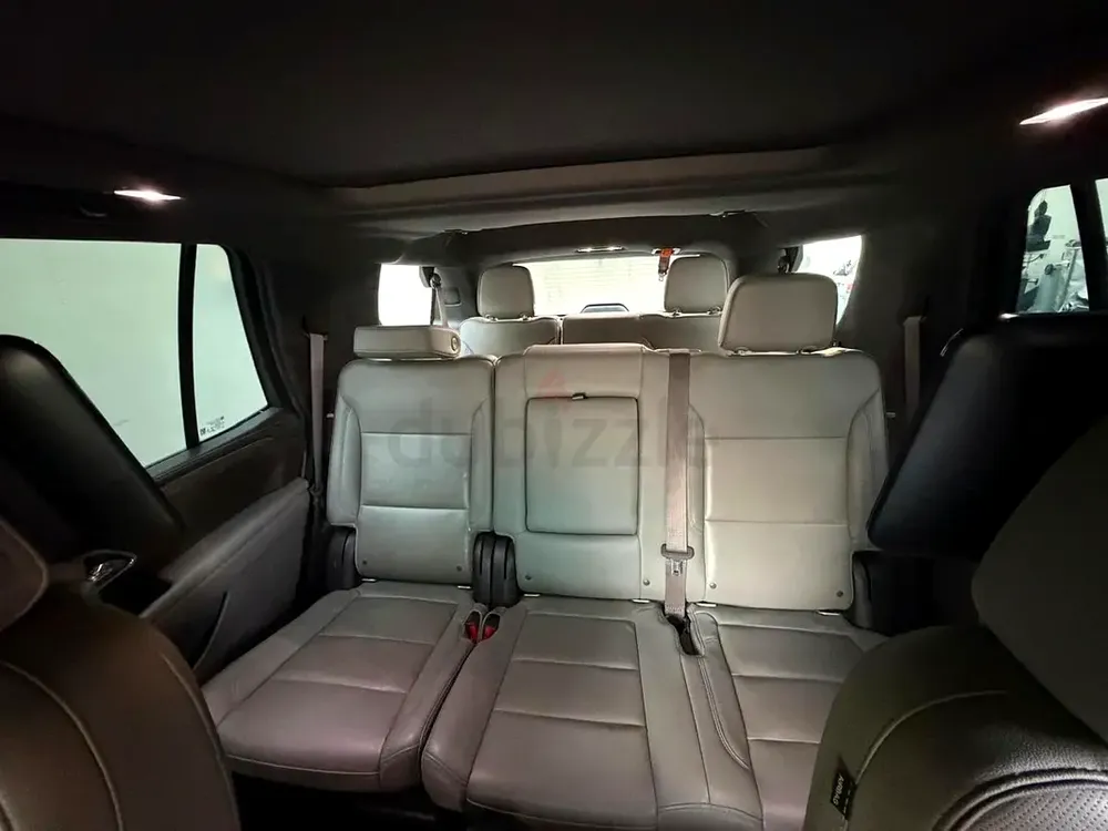 GMC Yukon SLT 2021 GCC Specs - Excellent Condition - Image 9