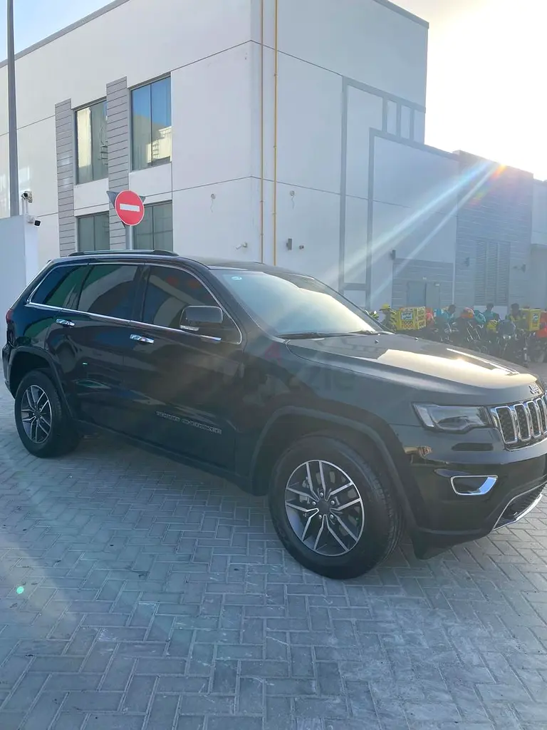 Jeep Grand Cherokee Limited 2021 GCC Specs - Image 11