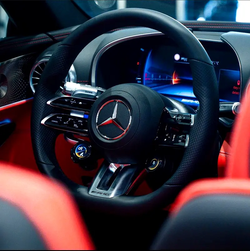 MERCEDES-BENZ SL63 AMG / 2022 / 17,000 KM ONLY / SOFT TOP CONVERTIBLE - Image 7