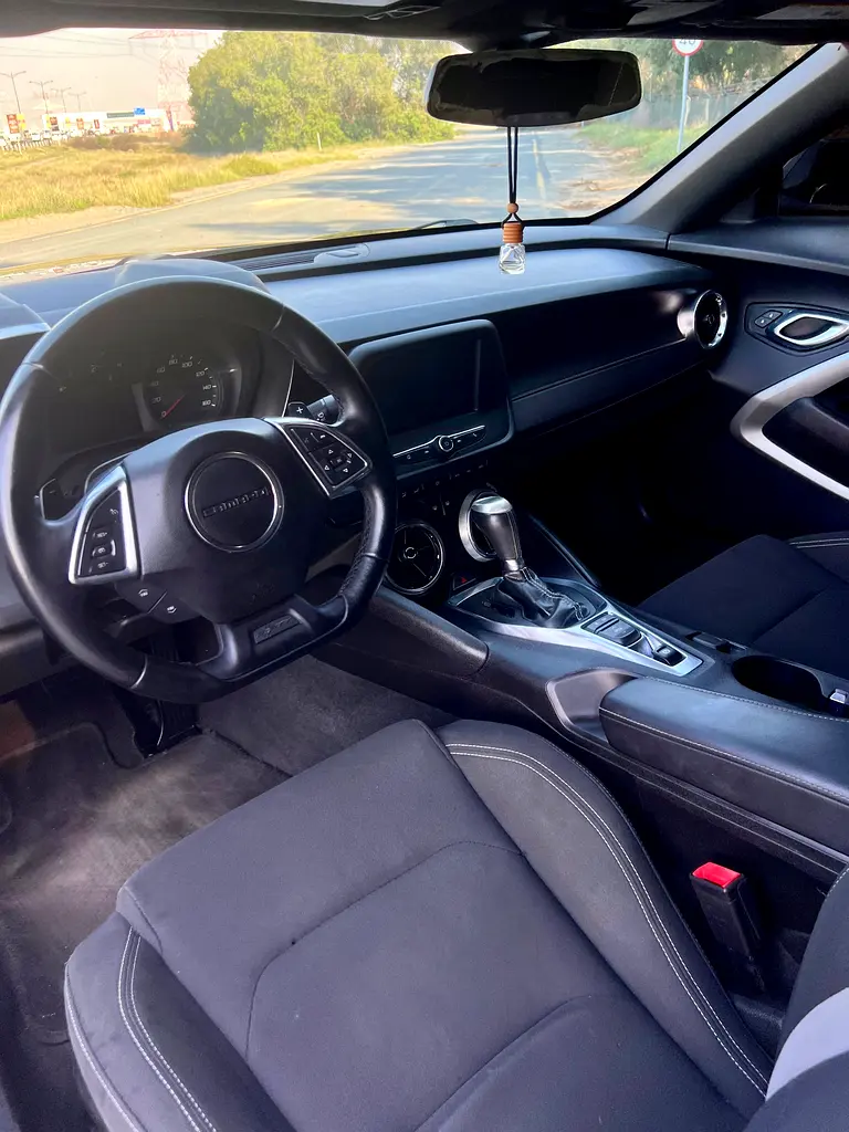 Chevrolet Camaro LT 2017 - American Specs - GCC Resale - Image 10