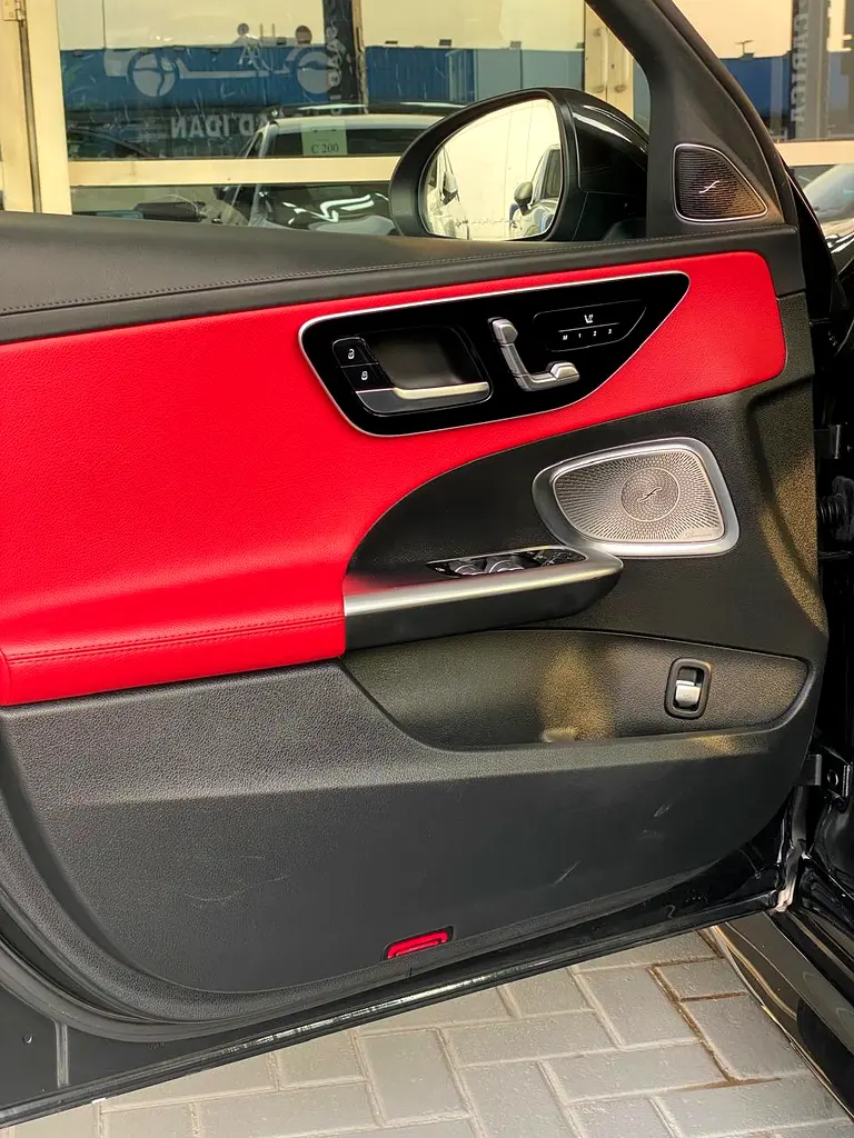 MERCEDES C200 - GCC SPECS - Image 15