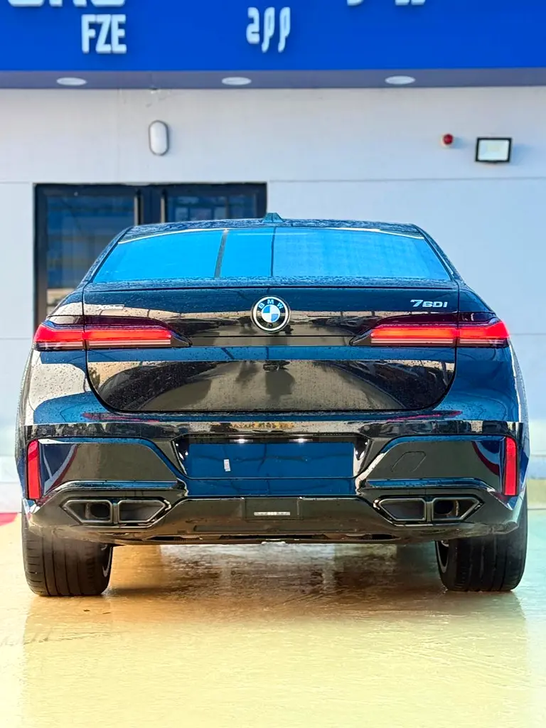 BMW 7-Series 760i 2026 - GCC Specs - Brand New! - Image 4
