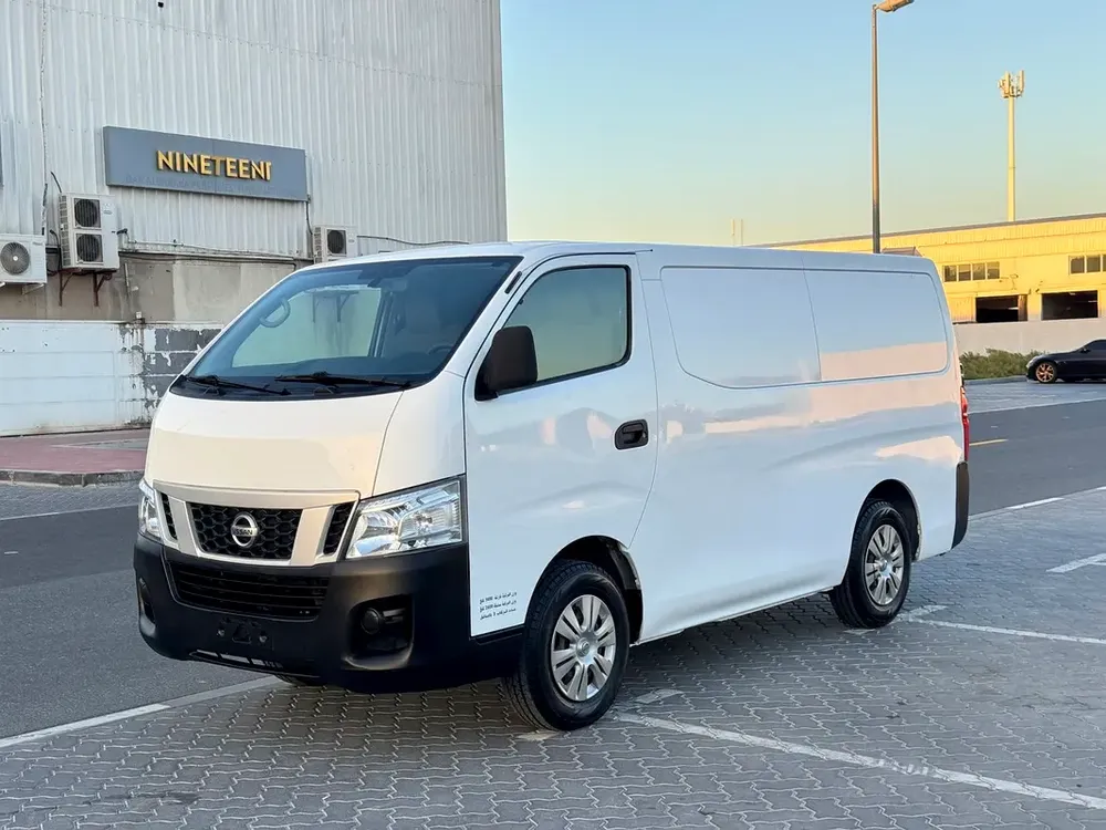 Nissan Urvan NV350 2018 GCC Specs - Well Maintained - Image 8