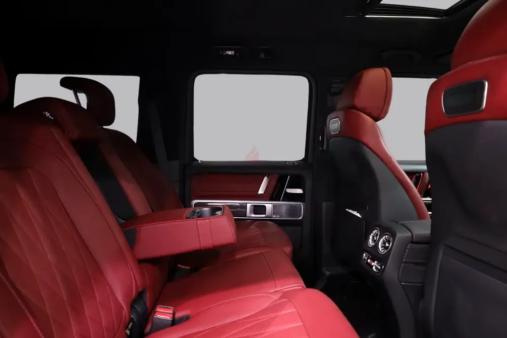 2020 Mercedes-Benz G 63 AMG | GCC Specs | Low Mileage - Image 9