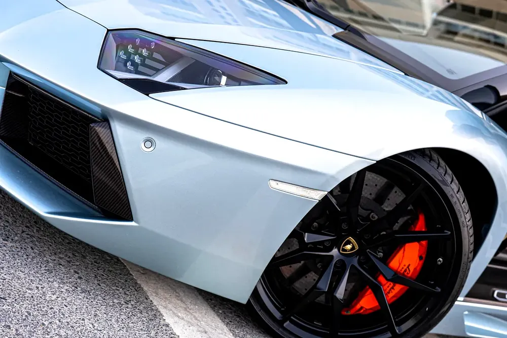 2015 Lamborghini Aventador LP 700-4 Roadster - Image 10