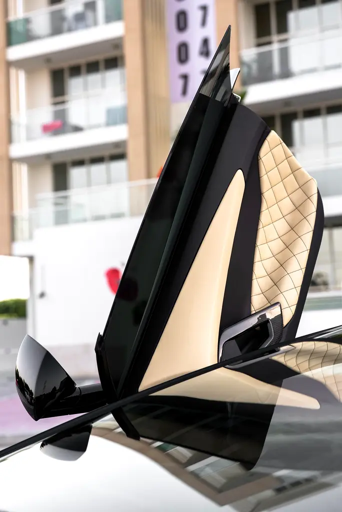 2015 Lamborghini Aventador LP 700-4 Roadster - Image 15