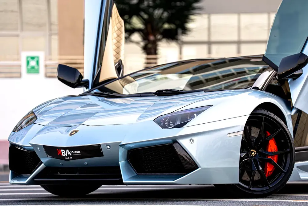 2015 Lamborghini Aventador LP 700-4 Roadster - Image 7
