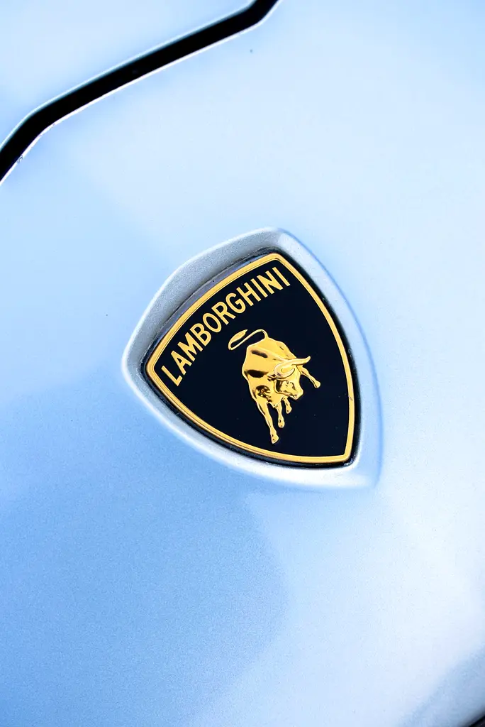 2015 Lamborghini Aventador LP 700-4 Roadster - Image 8