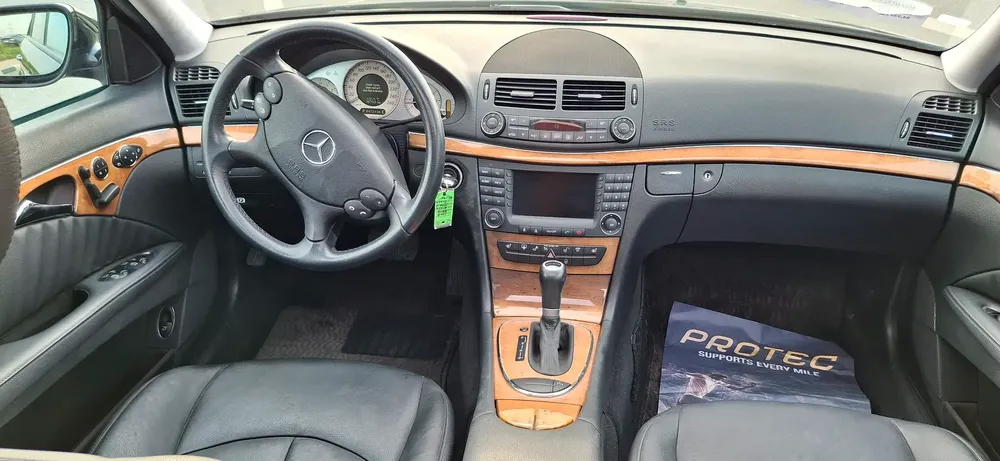 Mercedes Benz E350 model 2008 good condition input Japan - Image 15