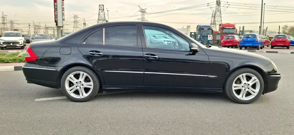 Mercedes Benz E350 model 2008 good condition input Japan - Image 4