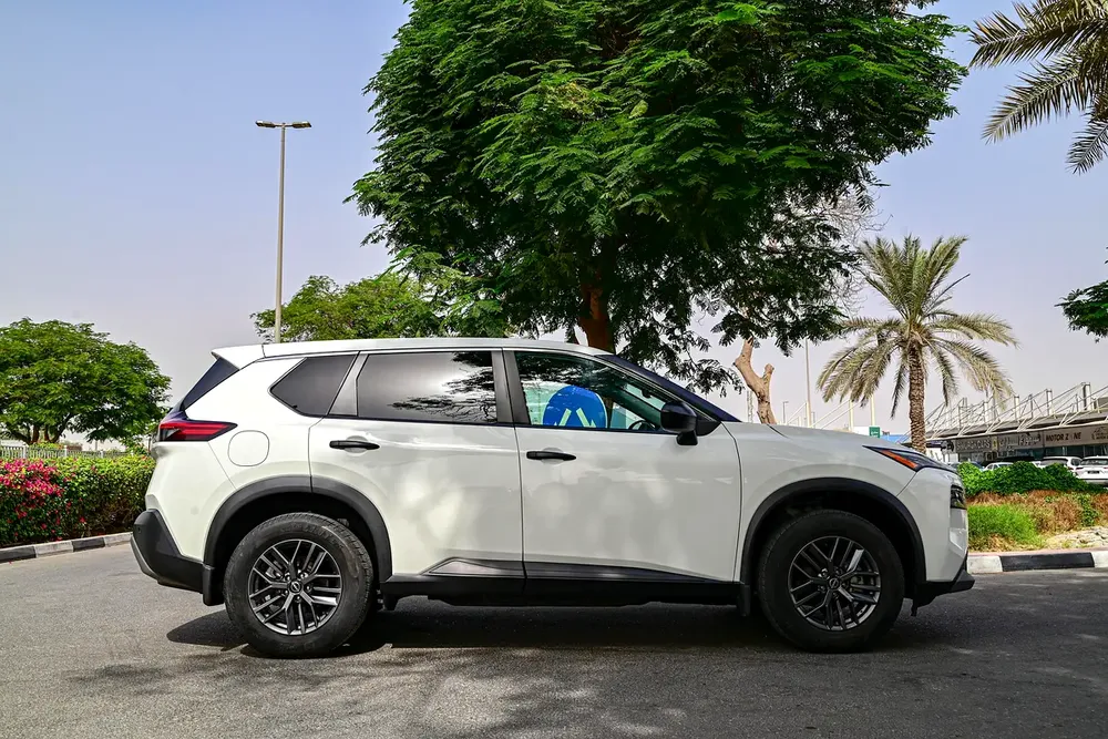 2022 Nissan Rogue Sport - Image 4