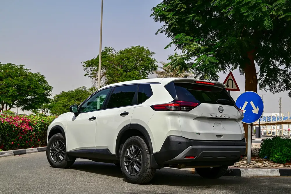 2022 Nissan Rogue Sport - Image 5