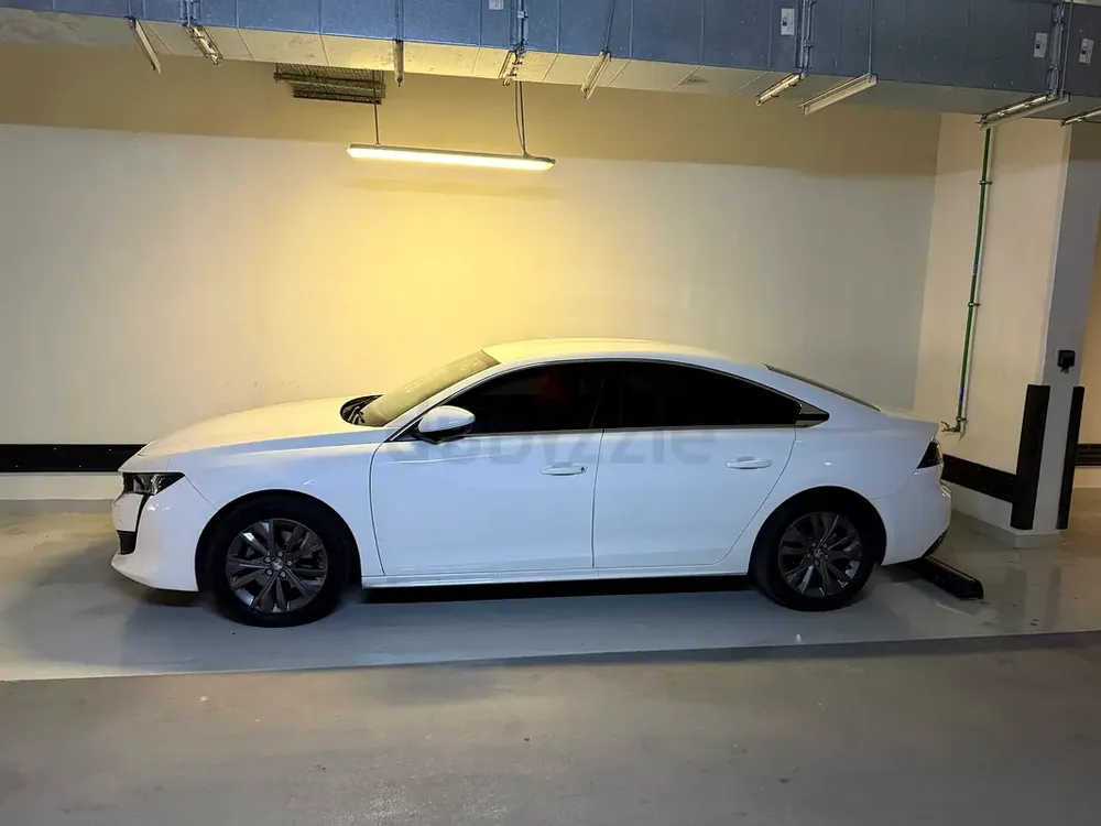 Peugeot 508 Active 2020 GCC Specs - Excellent Condition - Image 6