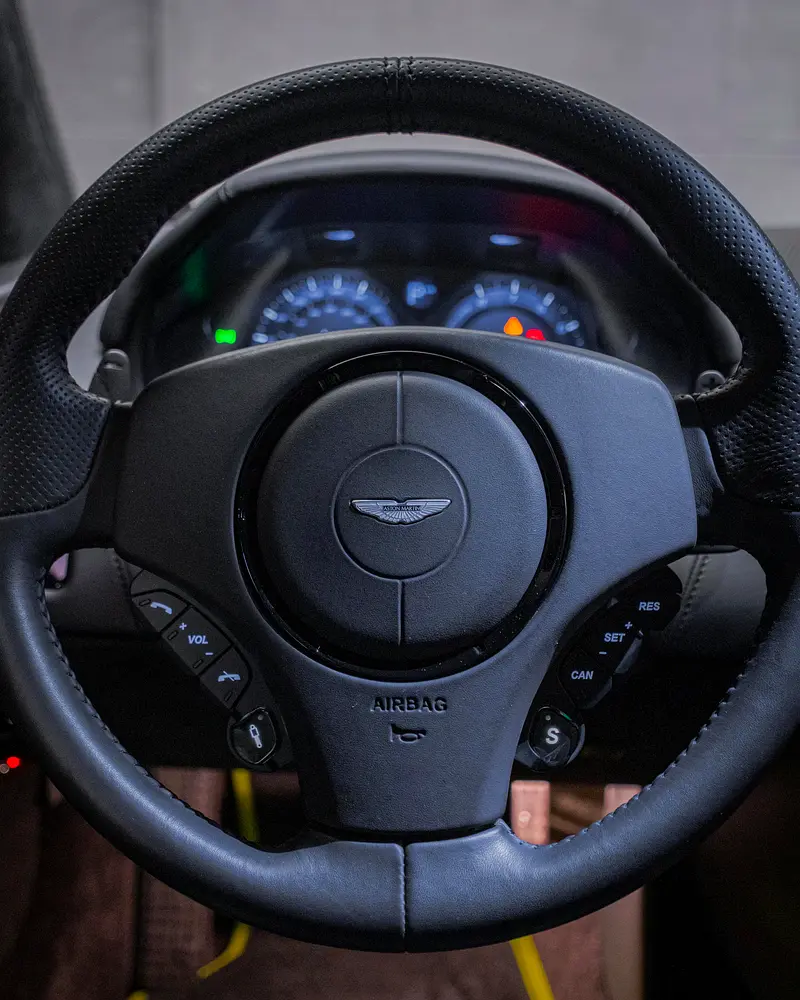 Aston Martin Rapide AMR, GCC Specs, Low Mileage, Fully Original - Image 12