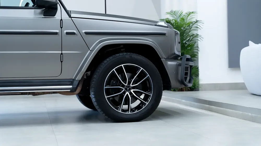 Mercedes-Benz G-Class G 400 d 2019 - European Specs - Image 16