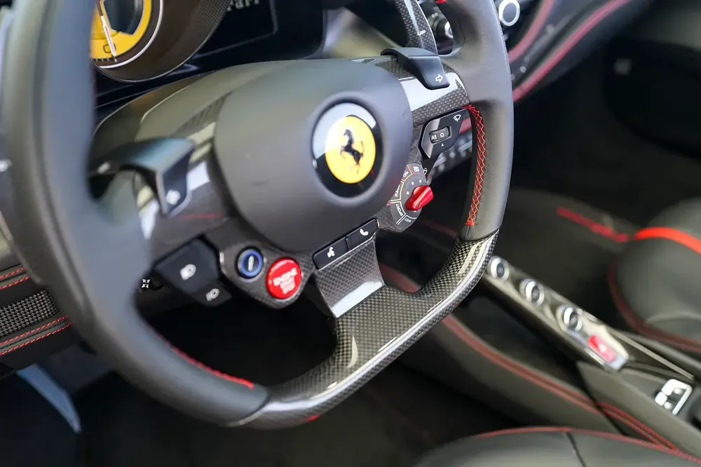 SERVICE CONTRACT TILL 2030 | CARBON INTERIOR | F8 SPIDER - Image 11