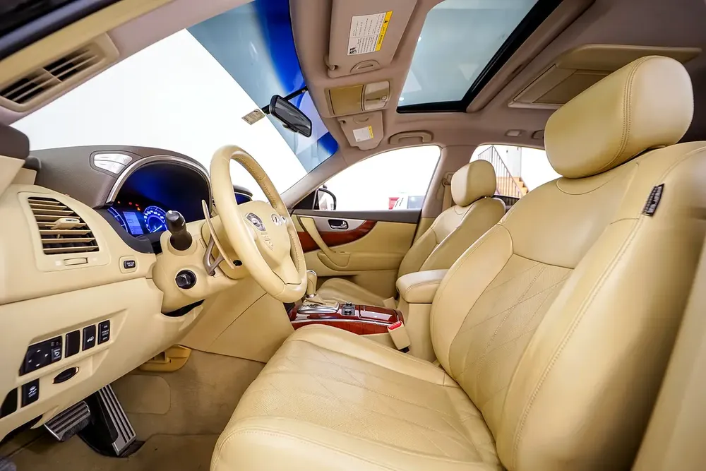 AED 985 PM | INFINITY QX70 LUXURY 2015 | WELL MAINTAINED | 1 YEAR WARRANTY | GCC - Image 10