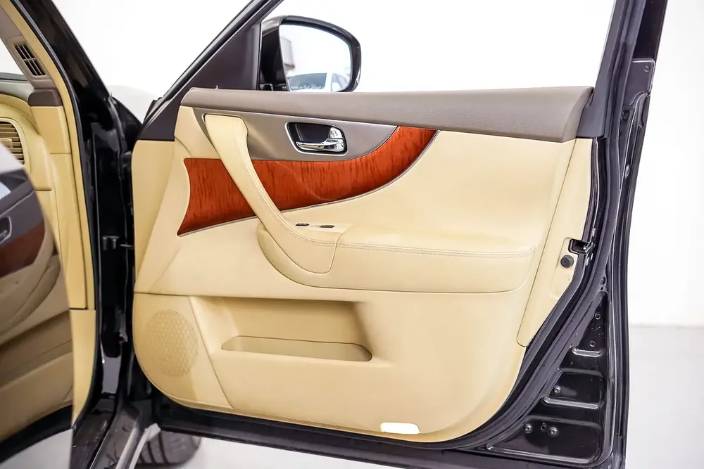 AED 985 PM | INFINITY QX70 LUXURY 2015 | WELL MAINTAINED | 1 YEAR WARRANTY | GCC - Image 13