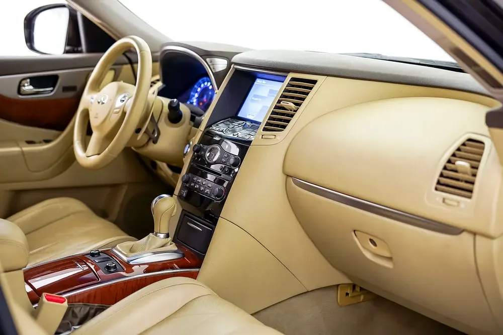 AED 985 PM | INFINITY QX70 LUXURY 2015 | WELL MAINTAINED | 1 YEAR WARRANTY | GCC - Image 16