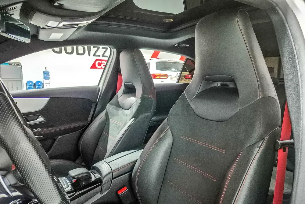 AED 1672/month | 2022 Mercedes-Benz A-Class AMG A 35 | GCC Specs | Ref#445585 - Image 12