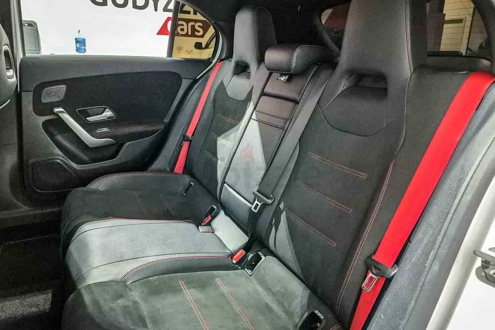 AED 1672/month | 2022 Mercedes-Benz A-Class AMG A 35 | GCC Specs | Ref#445585 - Image 13