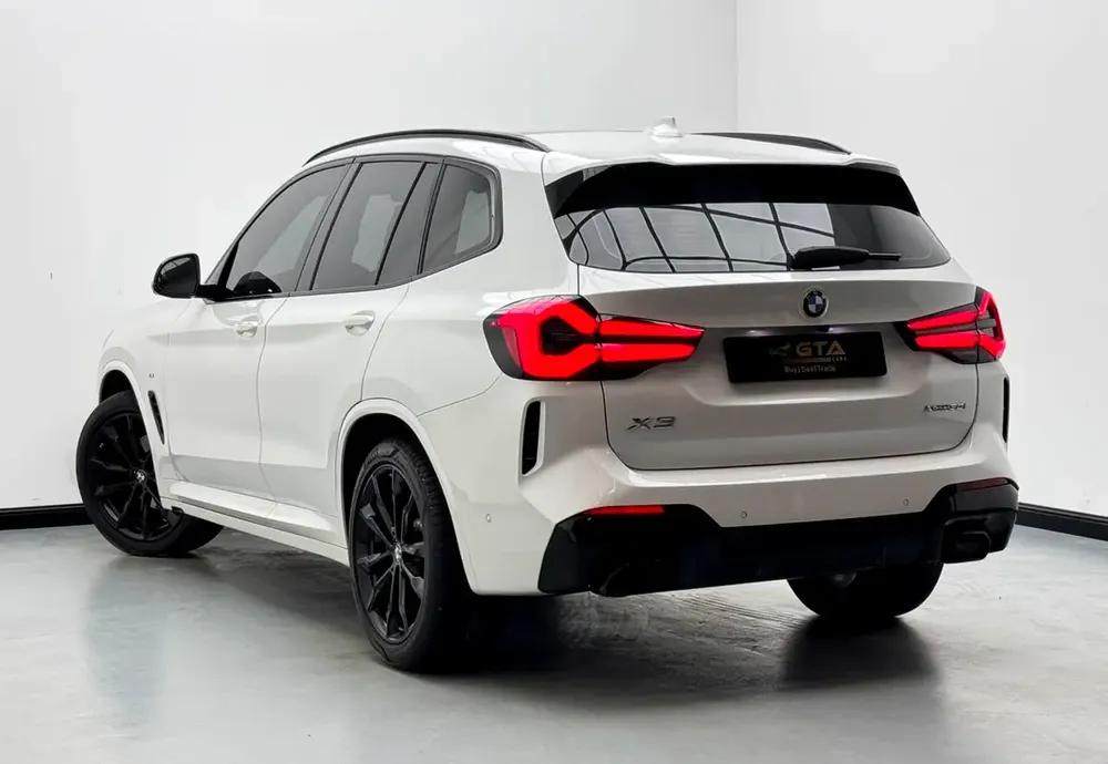 2022 BMW X3 xDrive30i M Sport, 3/2027 BMW Warranty, BMW Service History, Excellent Condition, GCC - Image 4