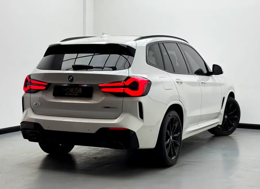 2022 BMW X3 xDrive30i M Sport, 3/2027 BMW Warranty, BMW Service History, Excellent Condition, GCC - Image 6