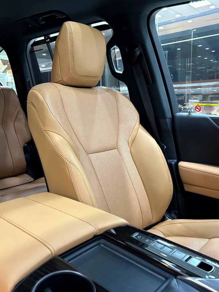 Lexus LX 600 - Image 14