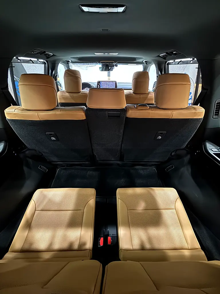 Lexus LX 600 - Image 17